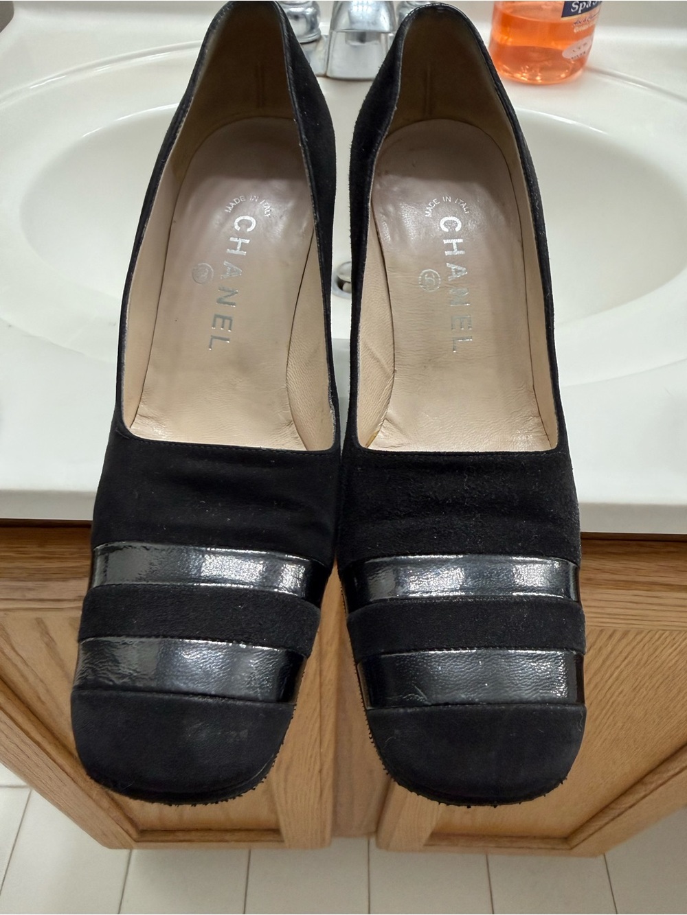 CHANEL Black Suede and Patent Leather Rounded Toe with 3 inch Heel. - Picture 2 of 5